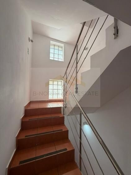 Cladire multifunctionala D+P+2+M, 800 mp, acces dublu si compartimentare flexibila