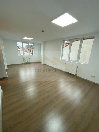 Cladire multifunctionala D+P+2+M, 800 mp, acces dublu si compartimentare flexibila